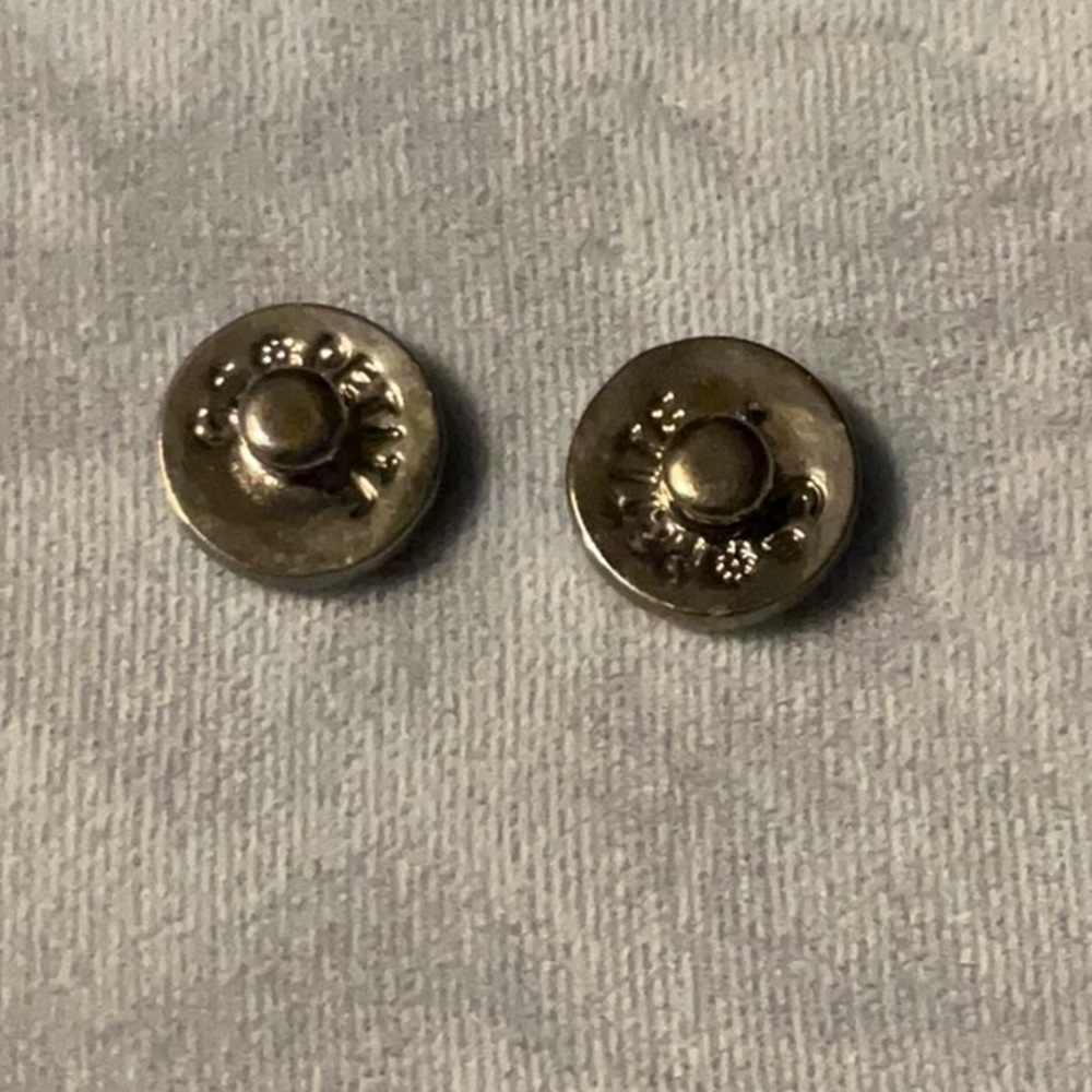 Petite Ginger Snaps 12mm Sparkle Squares Earring Set - Picture 2 of 2